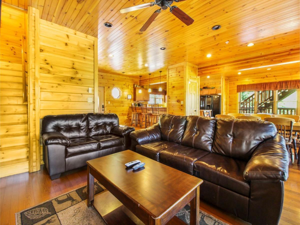 Big Sky Lodge II Gatlinburg Exterior photo
