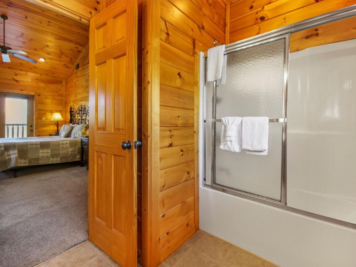 Big Sky Lodge II Gatlinburg Exterior photo